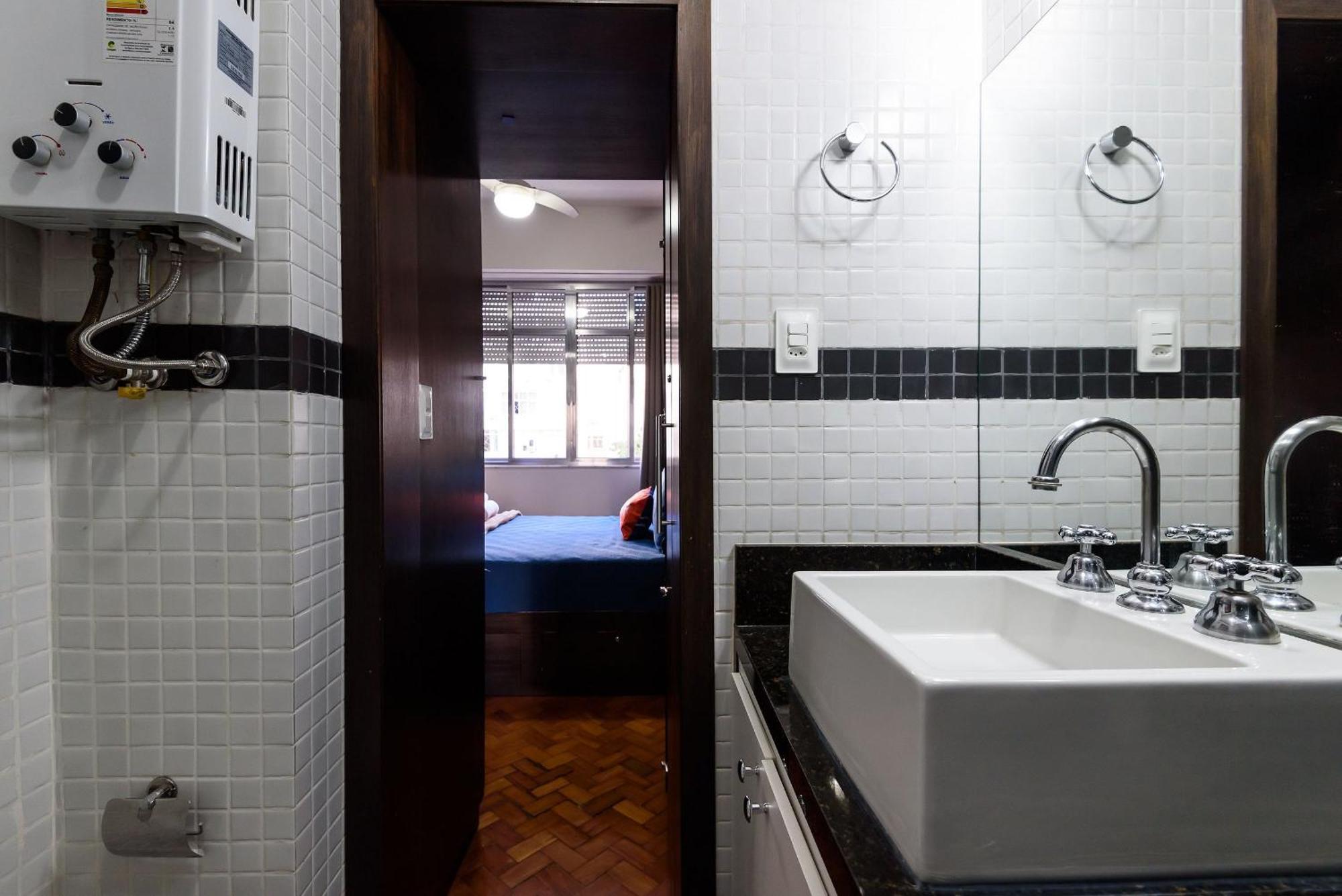Quarto&sala A 200m Da | Nsc 1100/604 * Rio de Janeiro